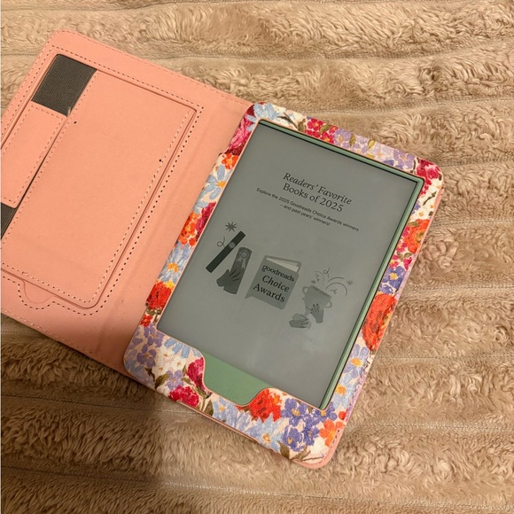 Matcha Kindle Basic (newest model) - Picture 5 of 9